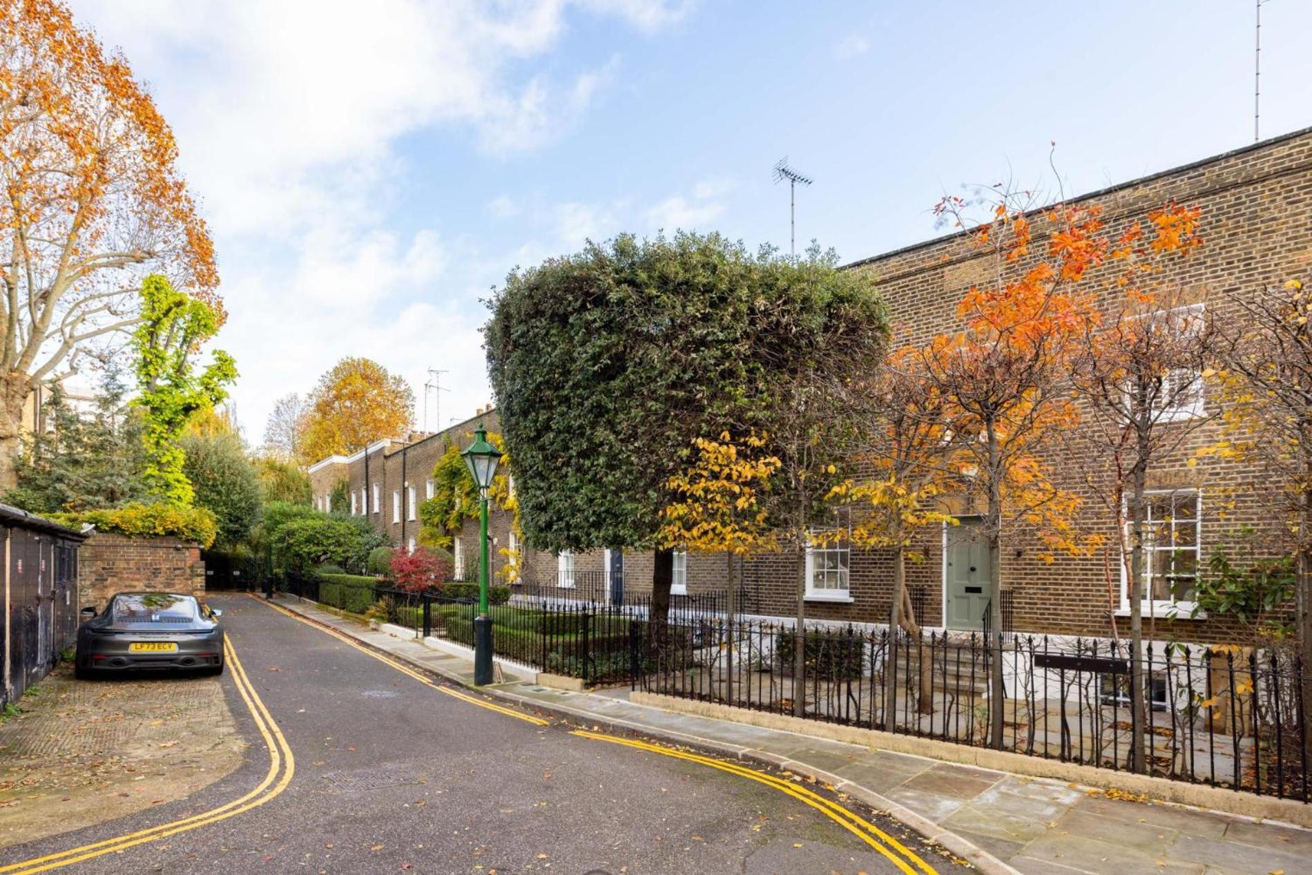 Living - 3 Bedroom In Chelsea *