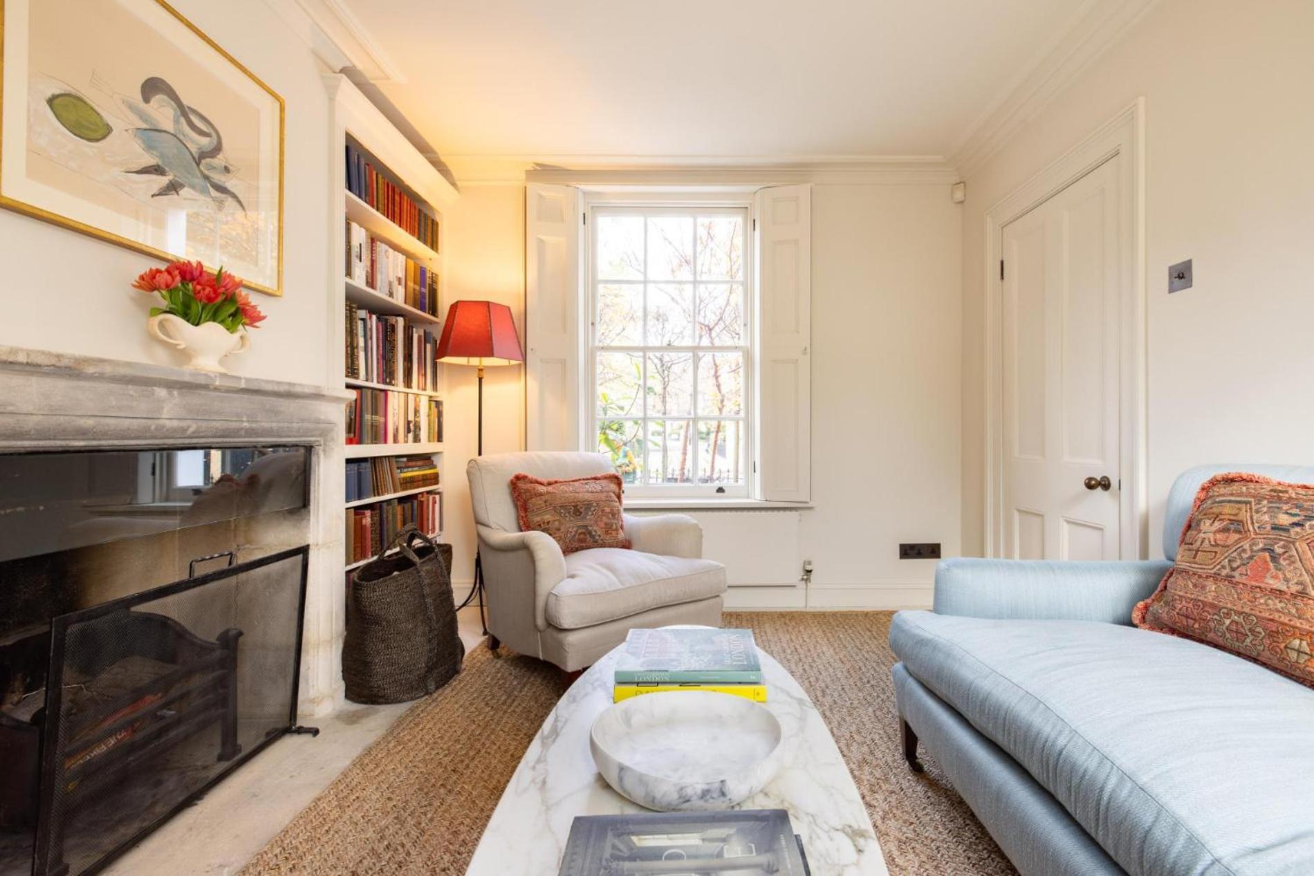Apartment Living - 3 Bedroom In Chelsea