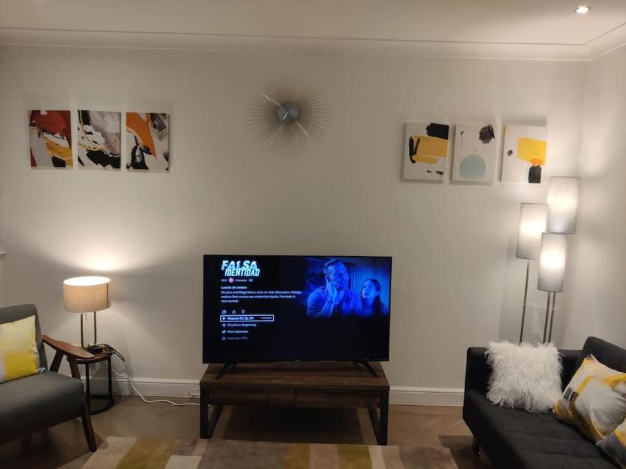 Beautiful, Spacious And Near Covent Garden * London