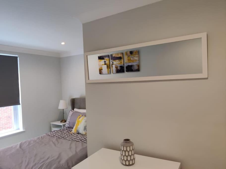 Apartment Beautiful, Spacious And Near Covent Garden London
