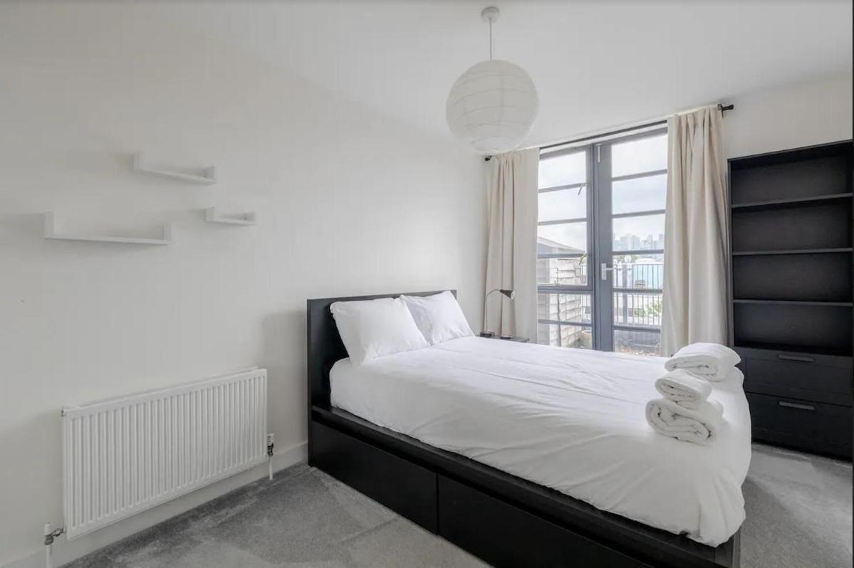 Stunning 1bed Flat With Balcony - 5 Mins To Station Londres