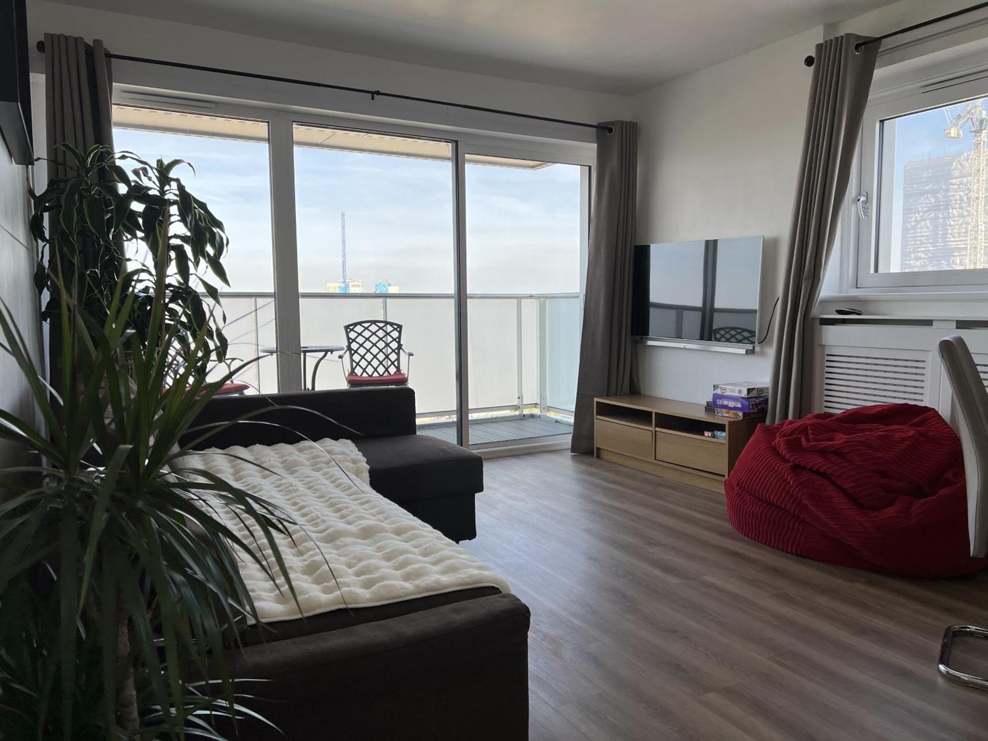 Apartment Highrise In Shoreditch London