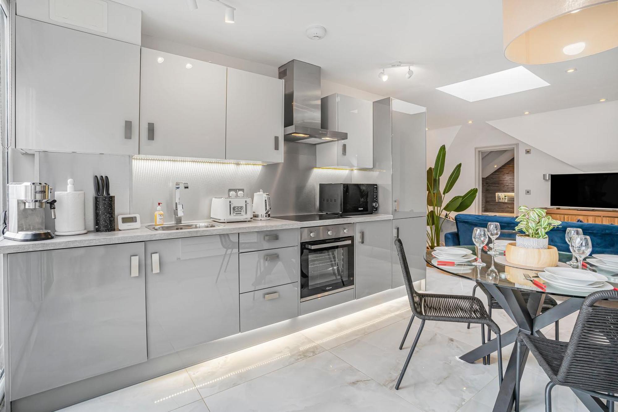 Stylish Near Wembley Stadium Apartment