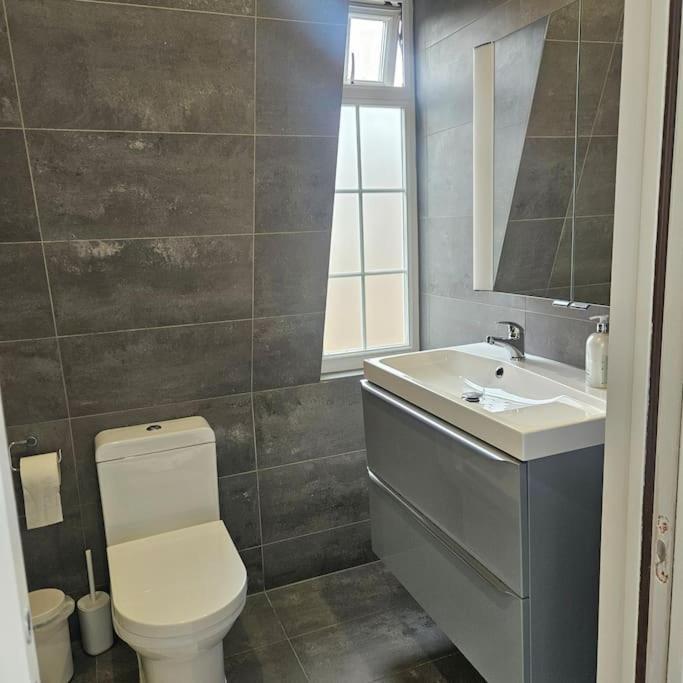 Apartment Stunning 4 Bedroom In Holland Park London