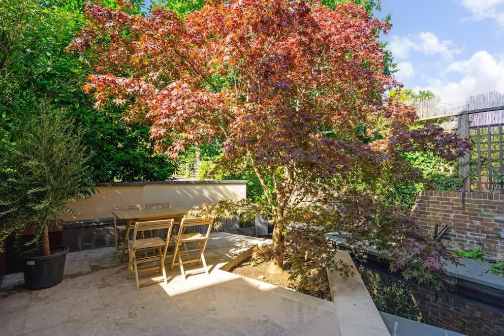 Stunning 4 Bedroom In Holland Park * London