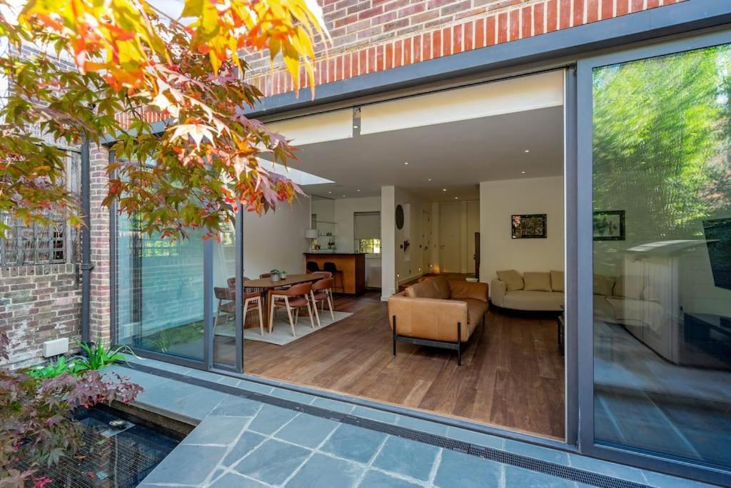 Stunning 4 Bedroom In Holland Park Apartment *