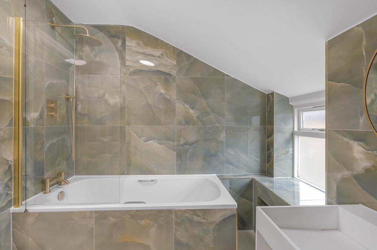 Apartment Super Stylish 2 Bed Brixton Zone 1-3 *