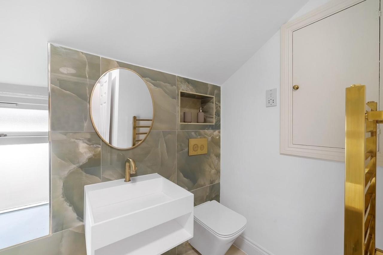 Super Stylish 2 Bed Brixton Zone 1-3 Apartment