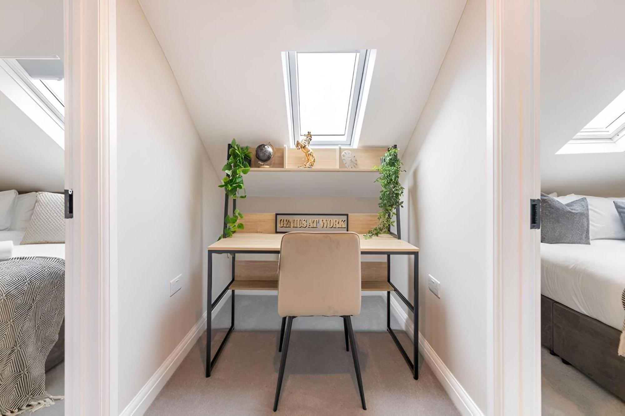 Apartment Earthy Elegance Stylish 4br For Urban Escapes