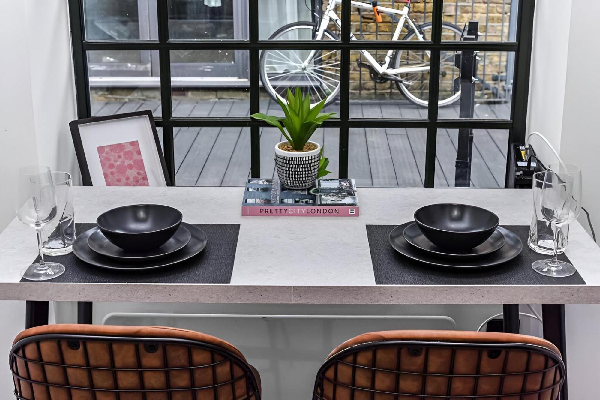 Cozy Studio Loft In Trendy Locale * London