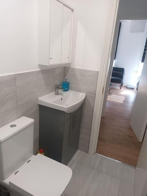 Apartment From London