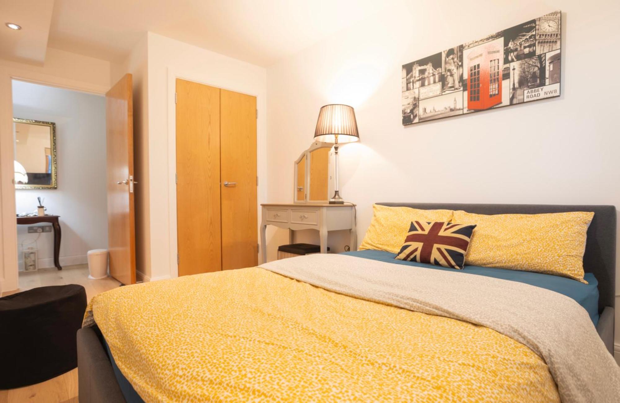 Cosy Riverview-london Excel Centre-o2 Arena Homestay *