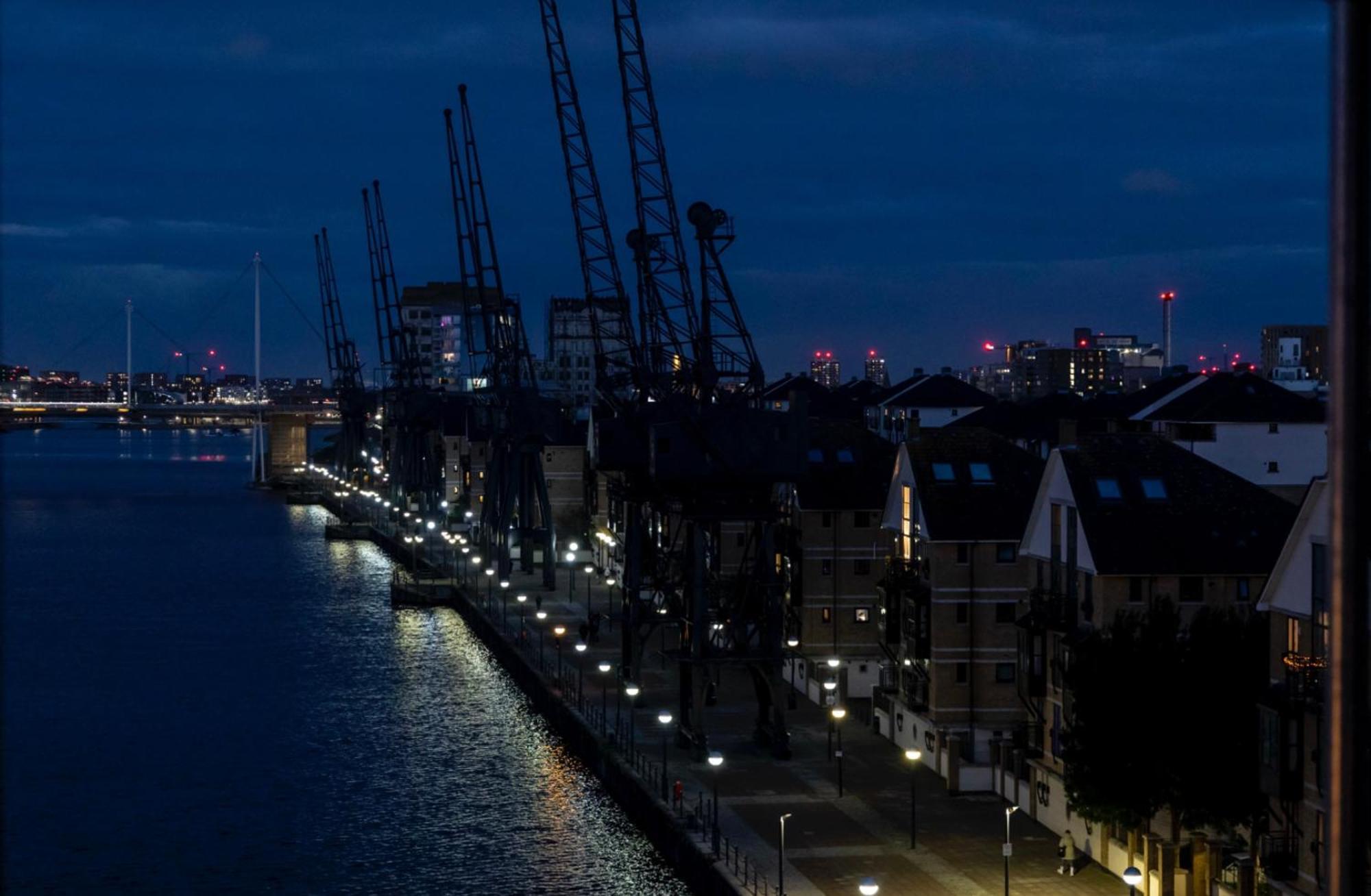 Cosy Riverview-london Excel Centre-o2 Arena *