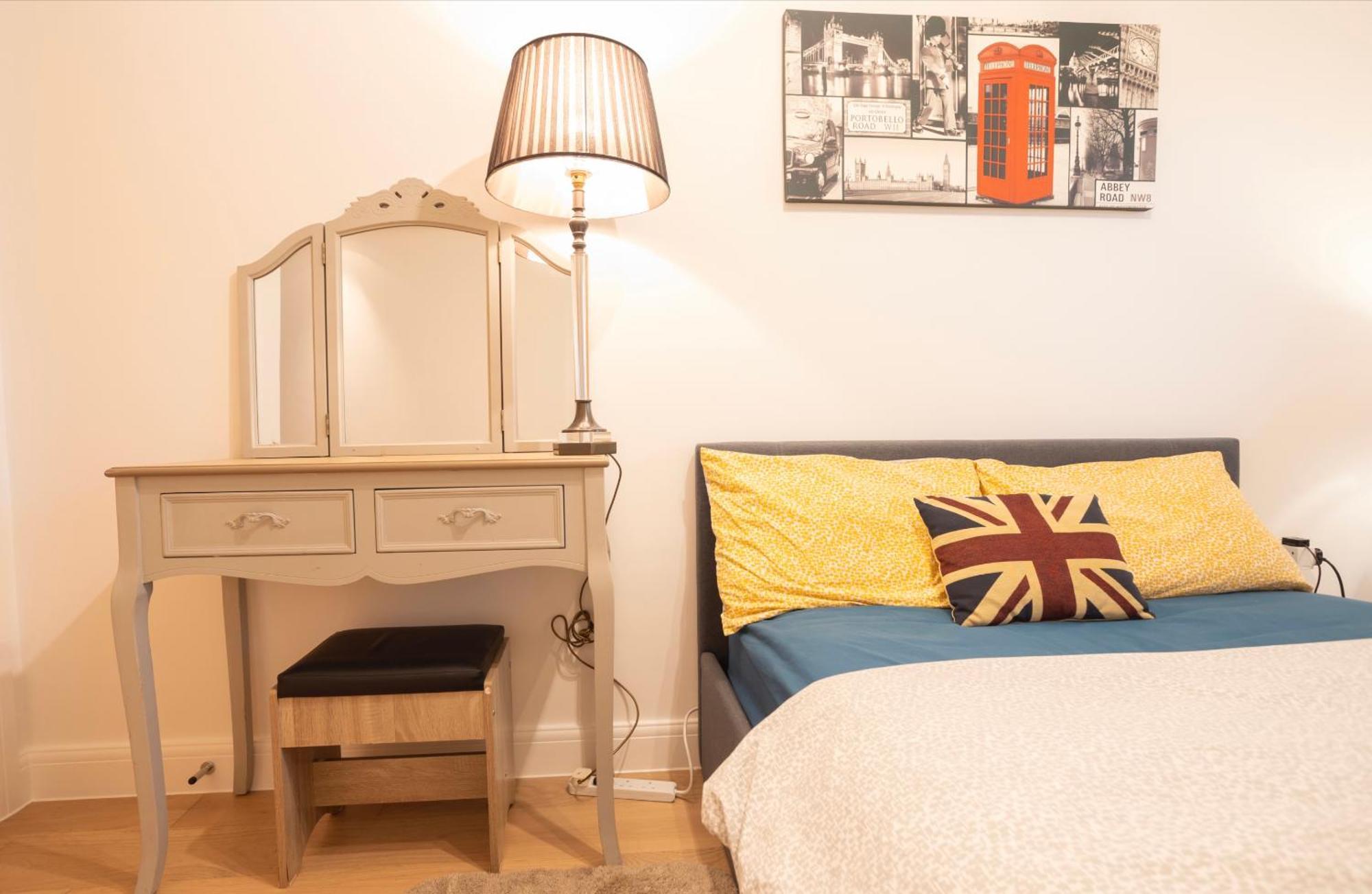 Cosy Riverview-london Excel Centre-o2 Arena * London