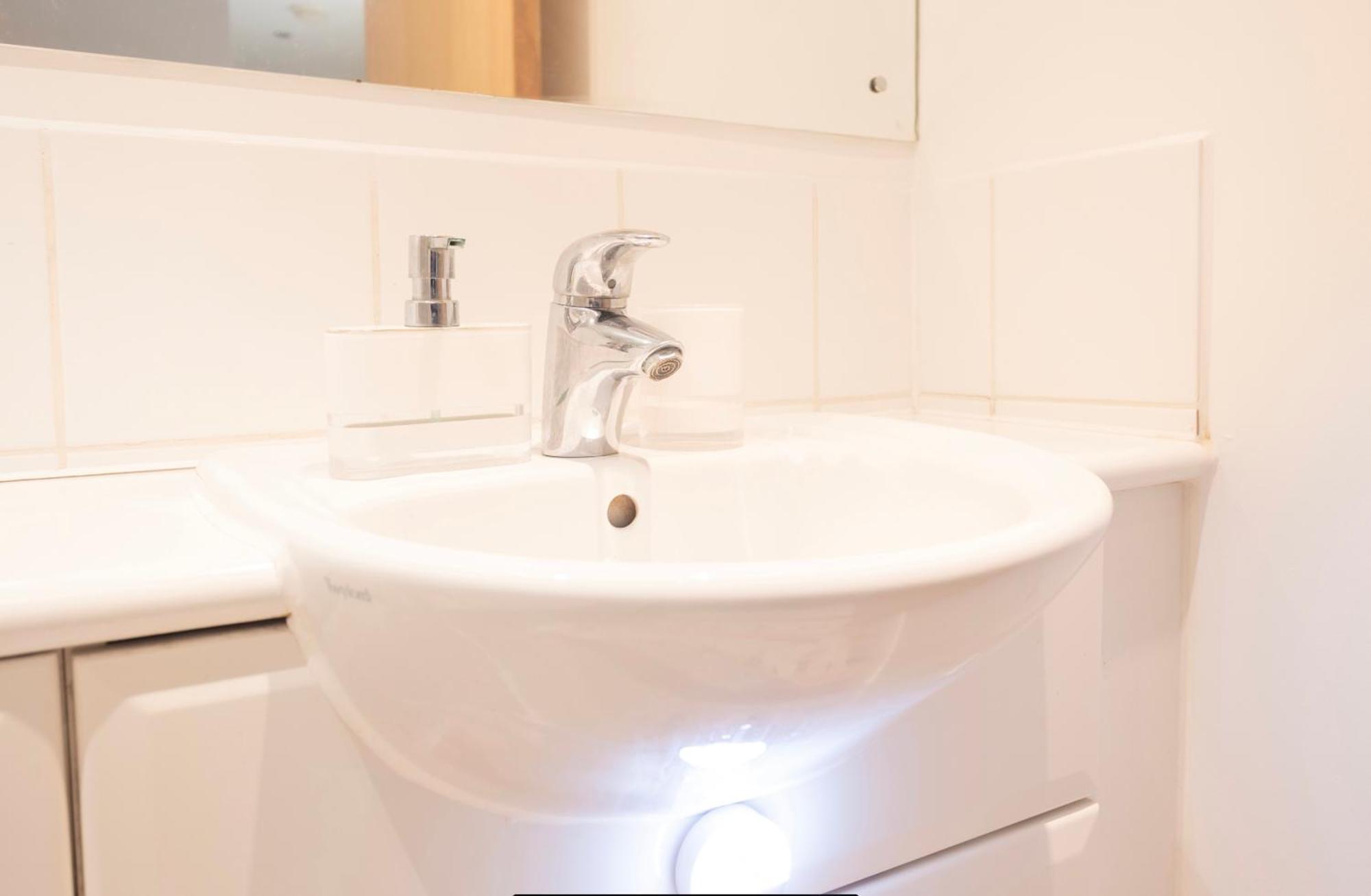 Homestay Cosy Riverview-london Excel Centre-o2 Arena *