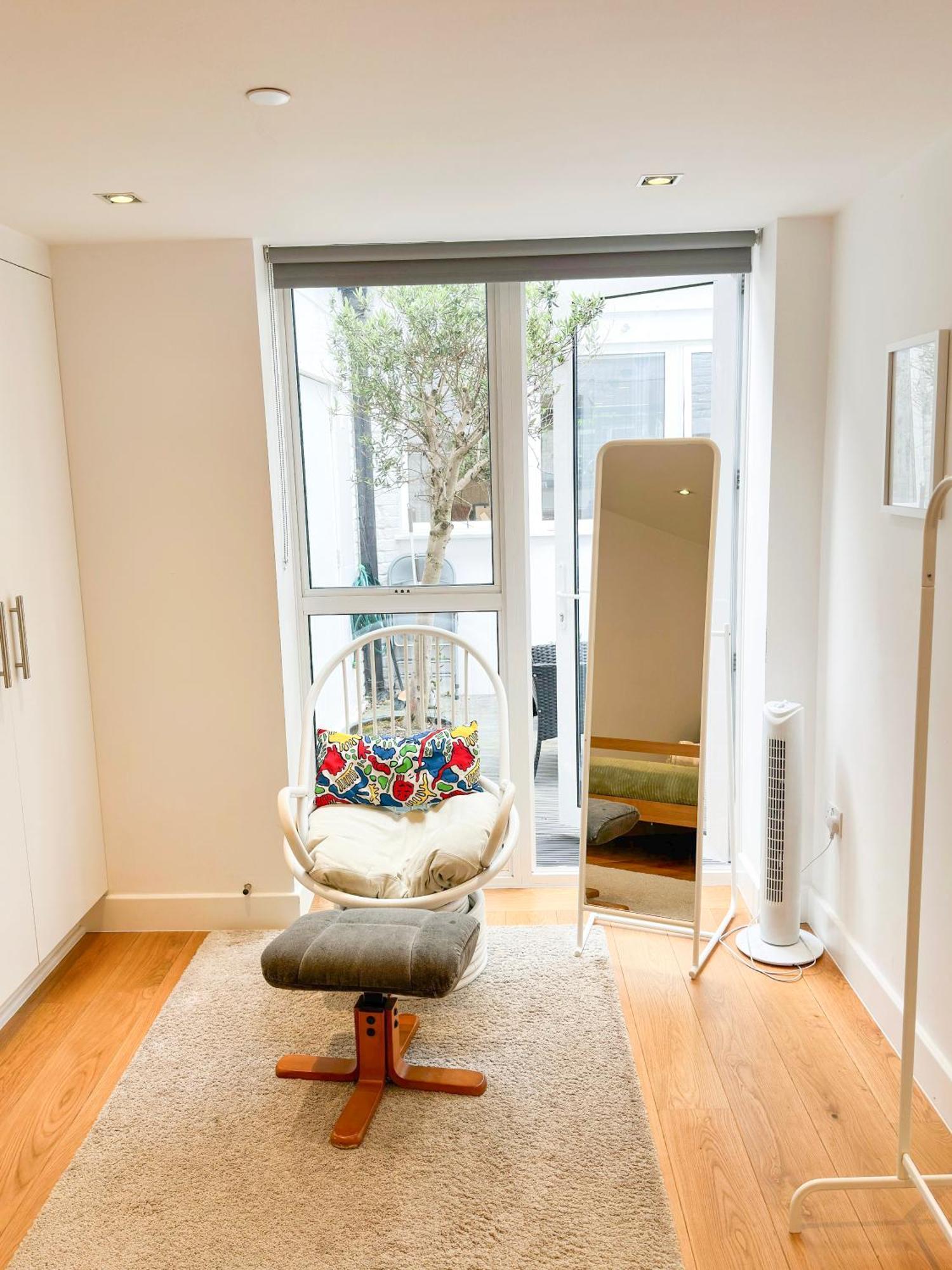 Apartamento Chic 3 Bedroom Flat With Private Terrace In Holloway Near Finsbury Park *
