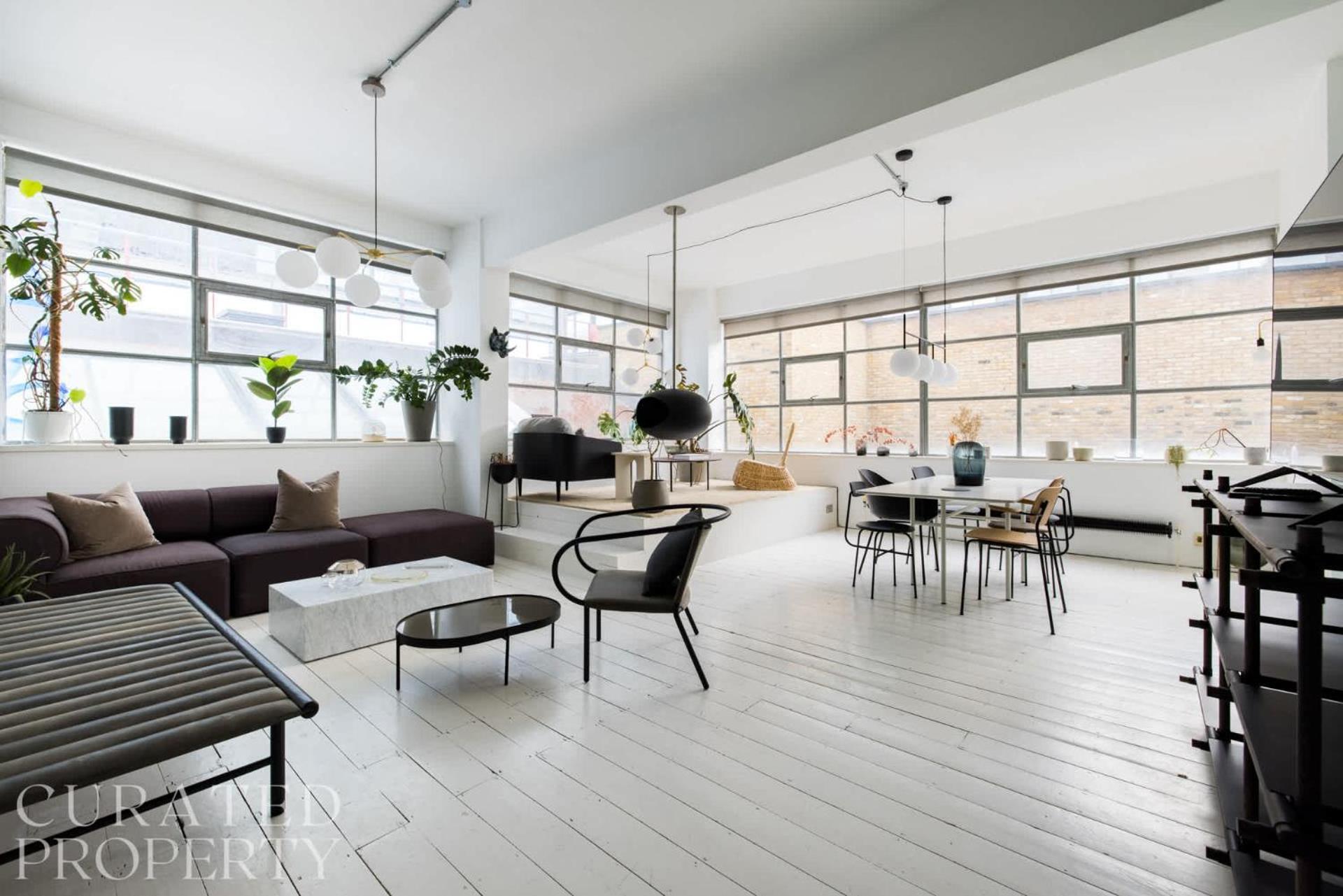 Spacious & Bright Loft - Shoreditch