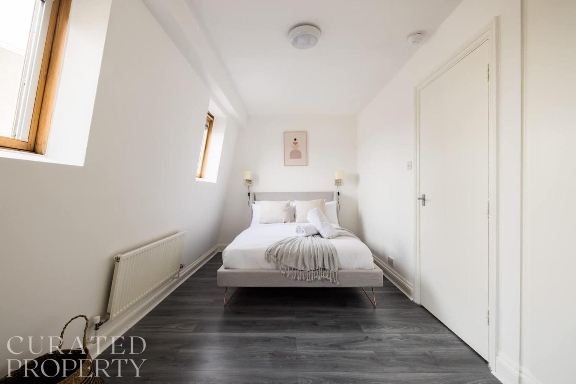 Contemporary 2 Bedroom In Shepherd's Bush Holiday home London