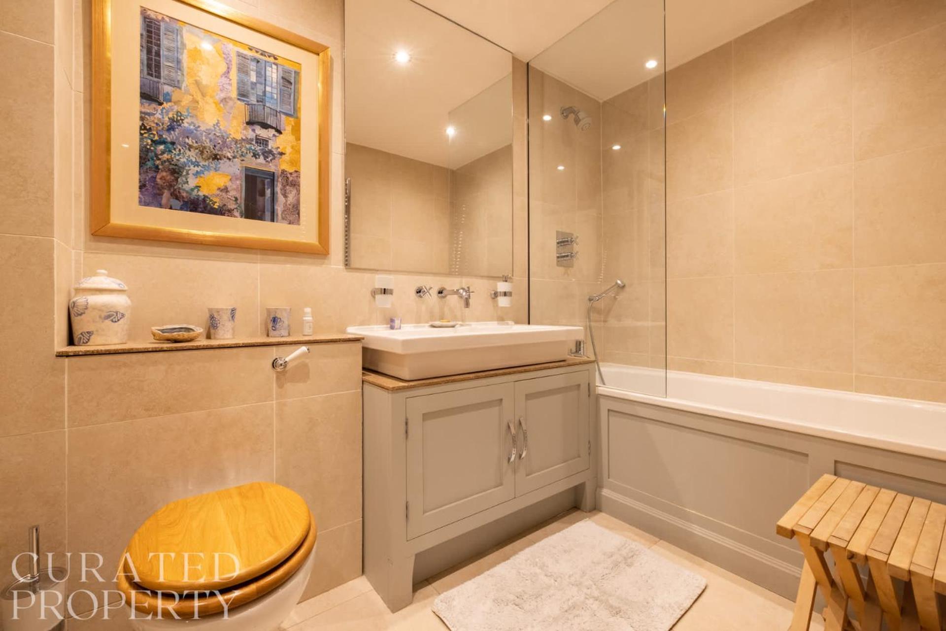 Lavish 2 Bedroom Flat With Roof Garden By Hyde Park *