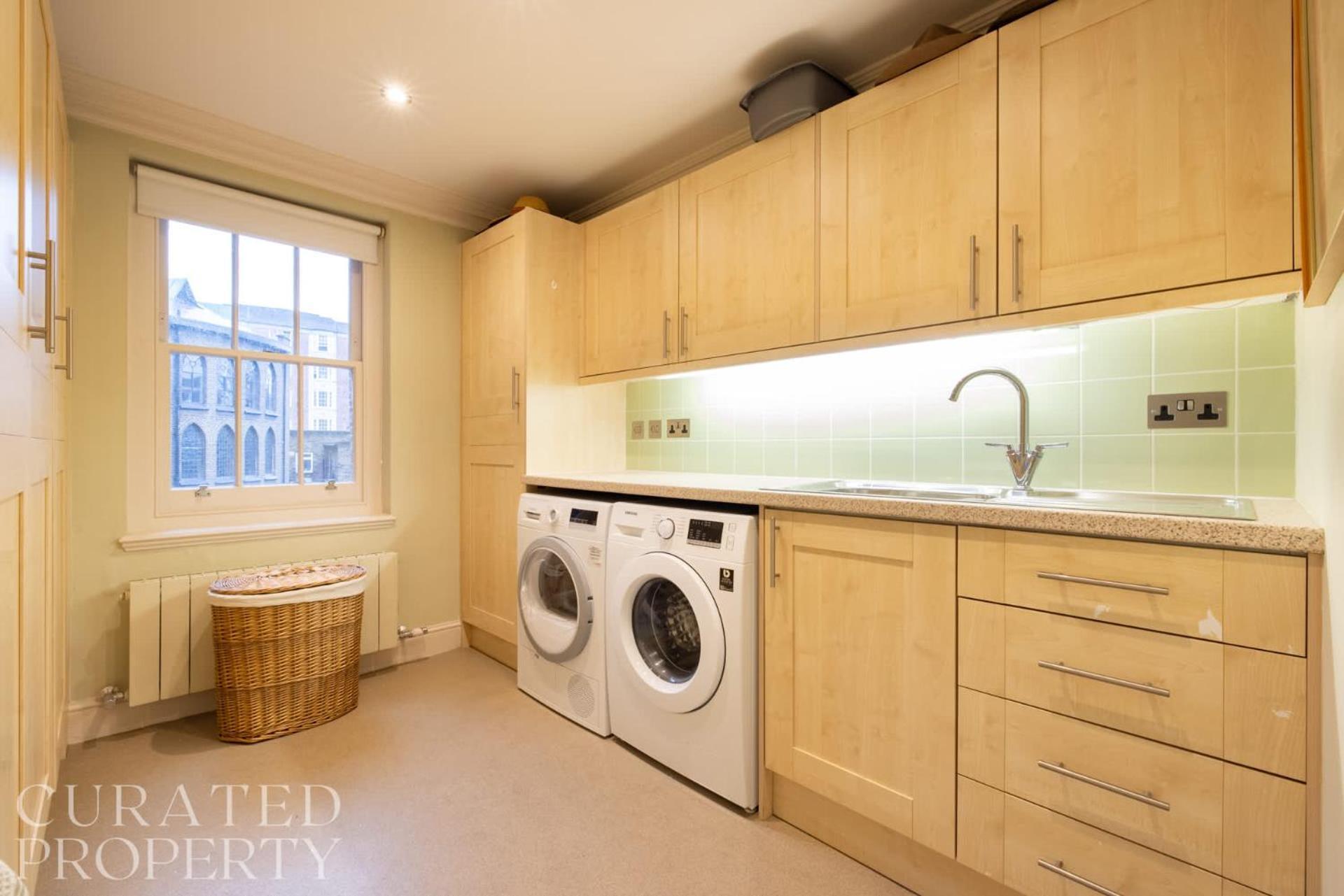 Lavish 2 Bedroom Flat With Roof Garden By Hyde Park * London