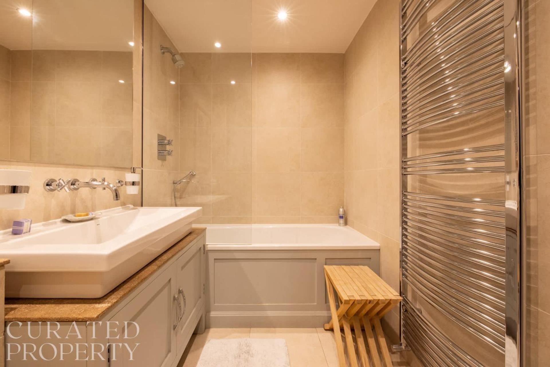 Lavish 2 Bedroom Flat With Roof Garden By Hyde Park Apartment *
