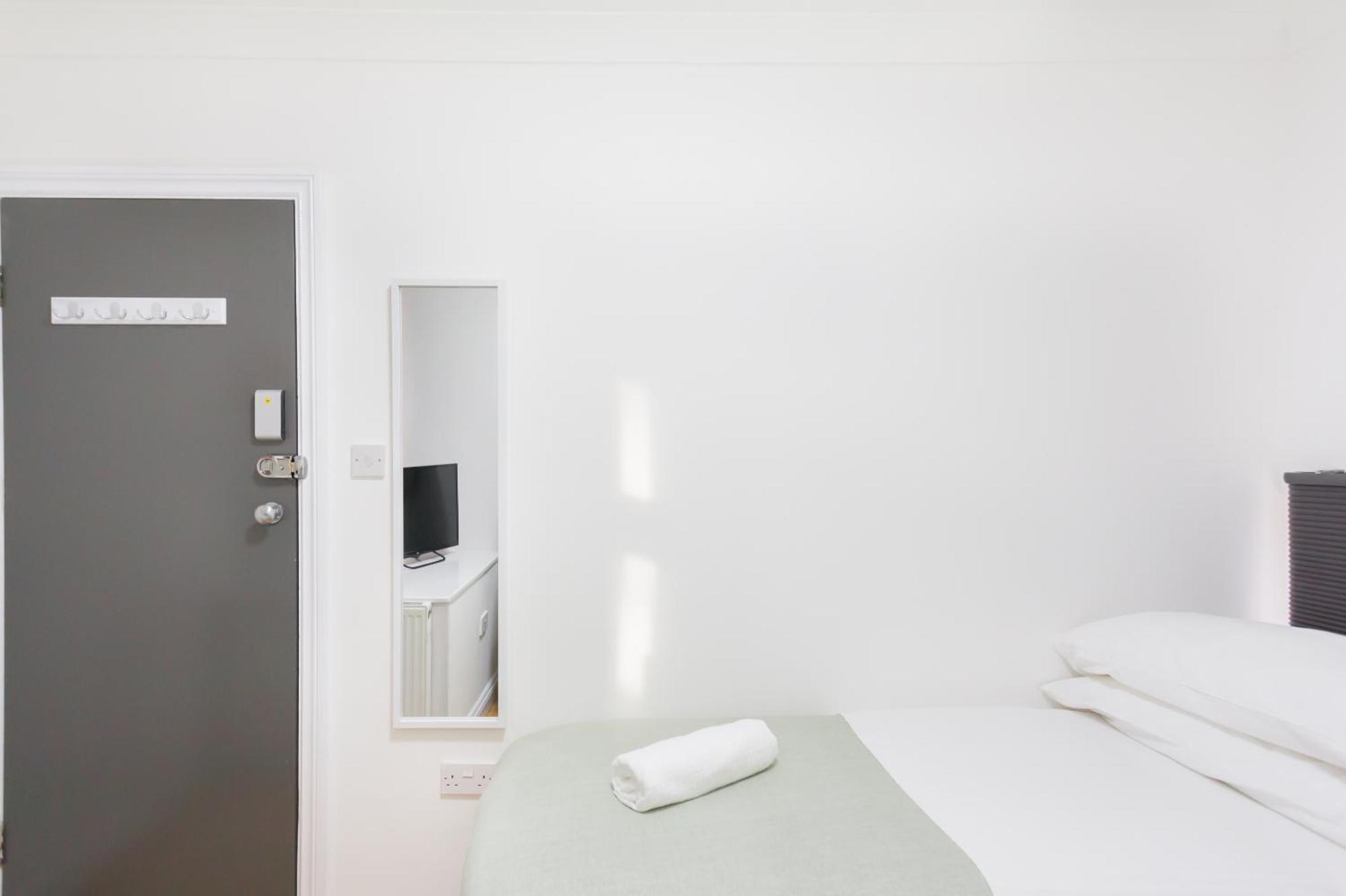 Studio9 - Next To Emirates Stadium - Budget With Shared Bathroom Gasthof