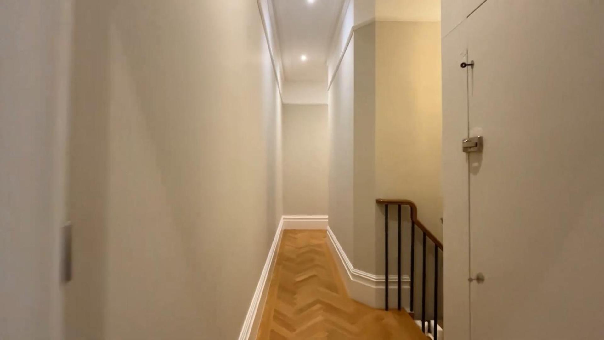 Exceptional Three-bedroom With Three En-suite Bathrooms * London