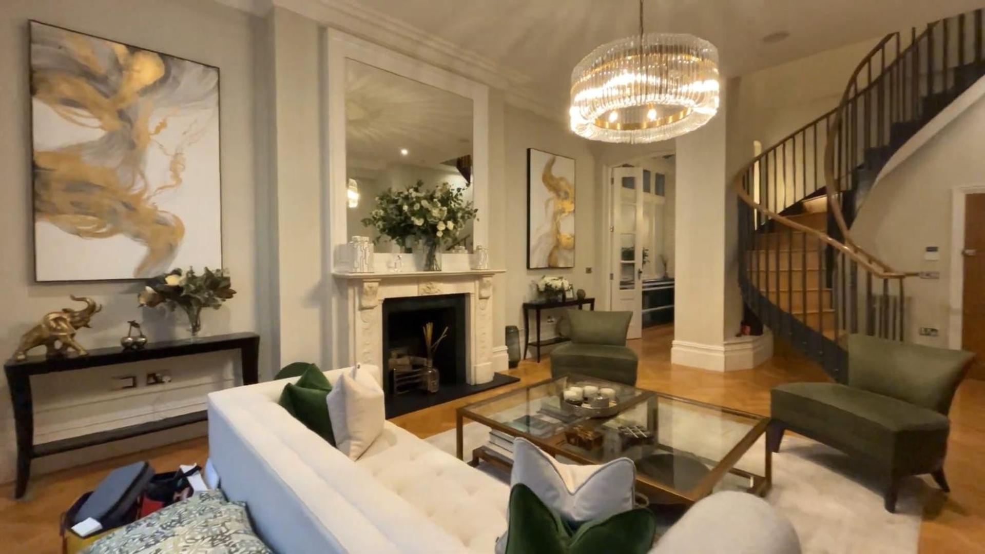 Exceptional Three-bedroom With Three En-suite Bathrooms * London