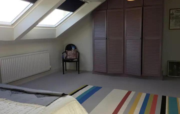 Stylish Floor 1 Bed Flat In West Hampstead Apartamento
