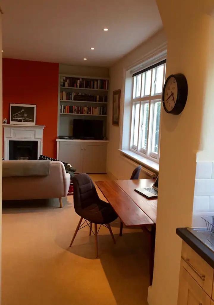 Stylish Floor 1 Bed Flat In West Hampstead Apartamento *