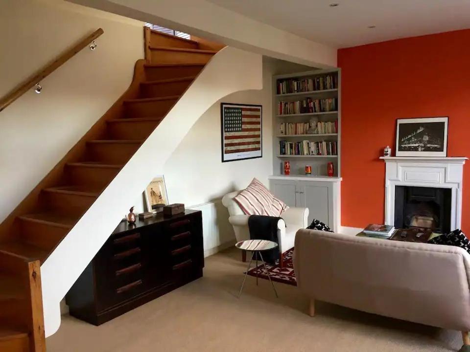 Stylish Floor 1 Bed Flat In West Hampstead Apartamento Londres