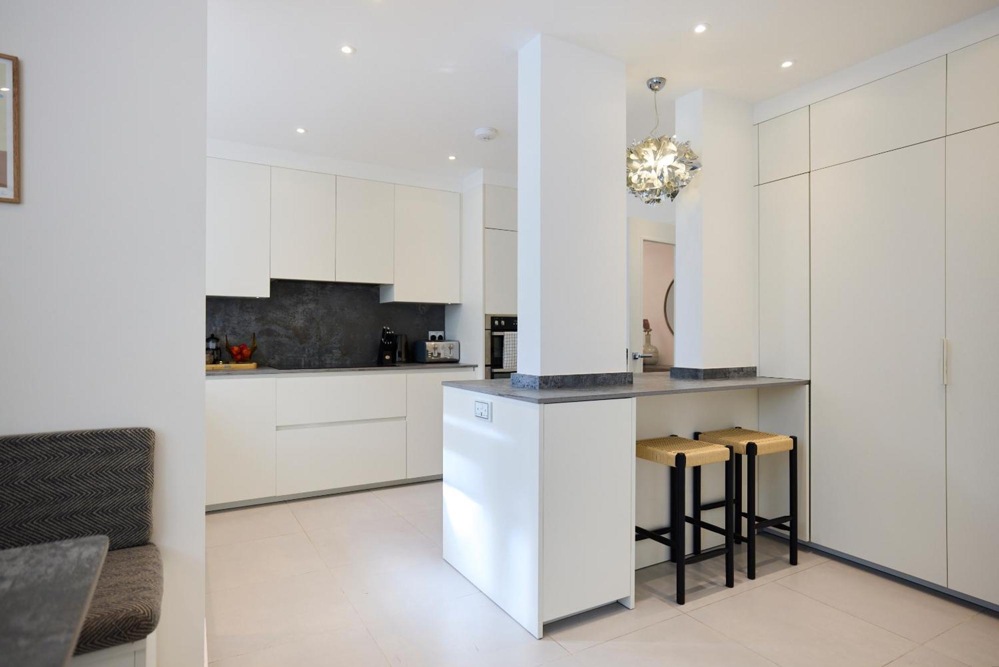 The Primrose Hill Place - Charming 4bdr Flat With Communal Garden Apartment London