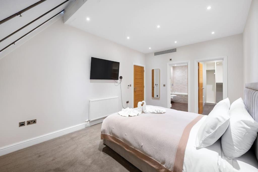 Apartment New 3bed In Knightsbridge *