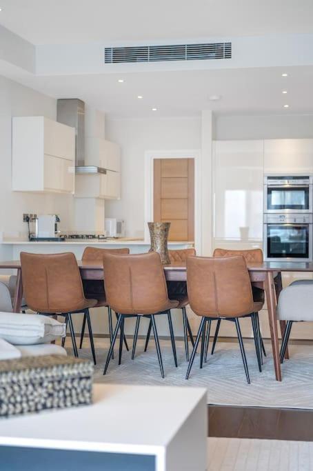 New 3bed In Knightsbridge Apartment London