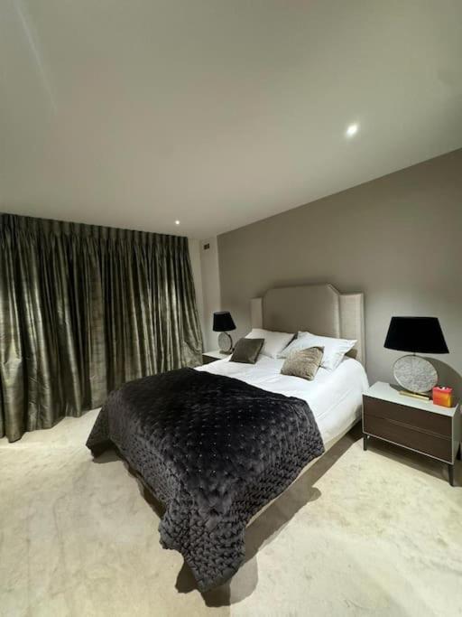 Apartment Luxury Chelsea Waterfront View