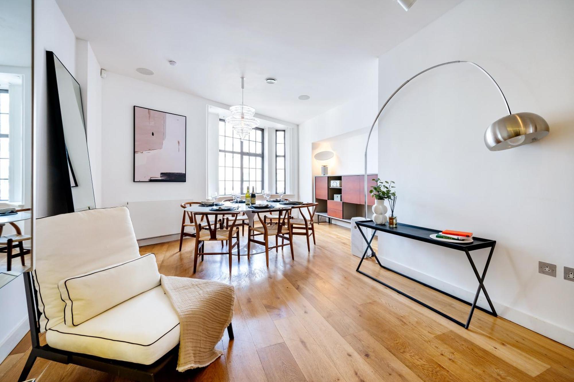 Apartamento Luxury Aircon 3 Bedr, 4 Beds, 2 Bath Trafalgar Sq Londres