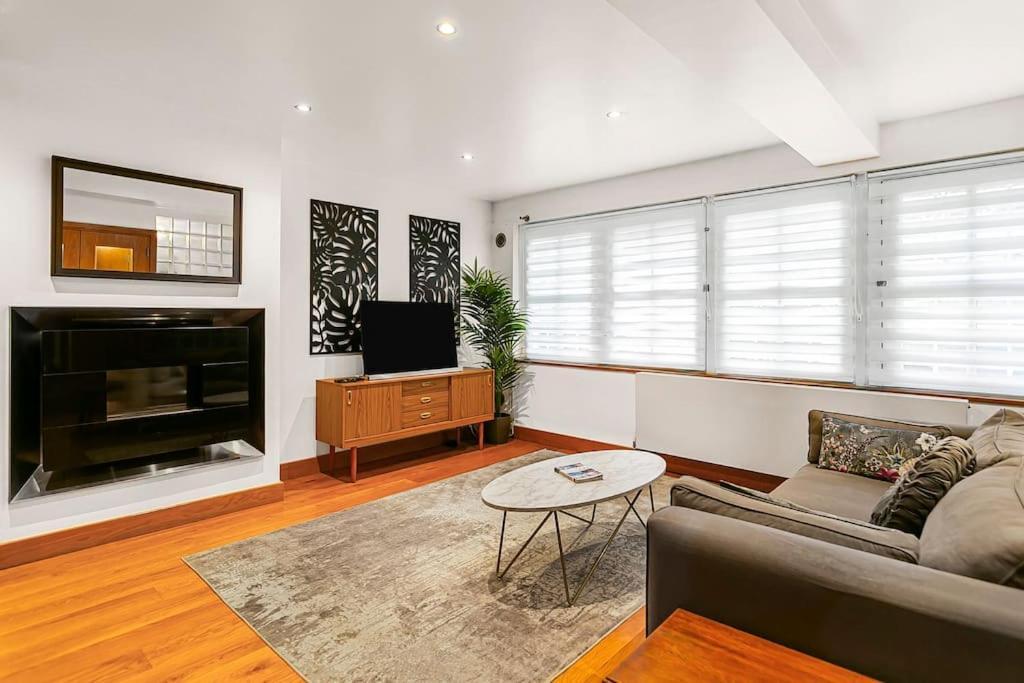Apartment Stylish Next To Paddington Station