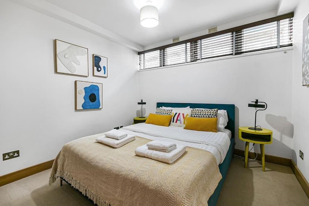 Stylish Next To Paddington Station Apartment