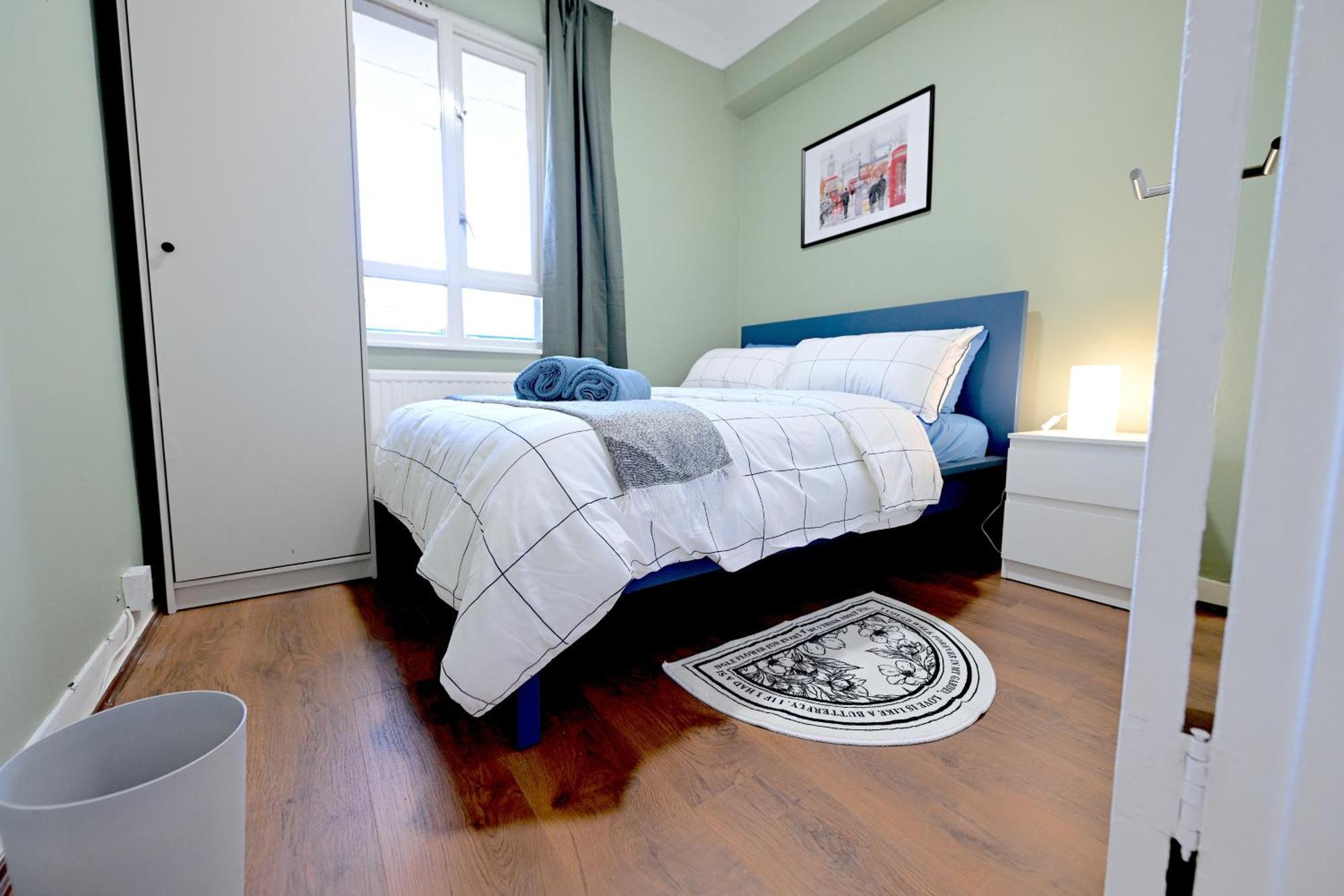 3 Bed Flat In King's Cross Station - Zone 1 Apartment London