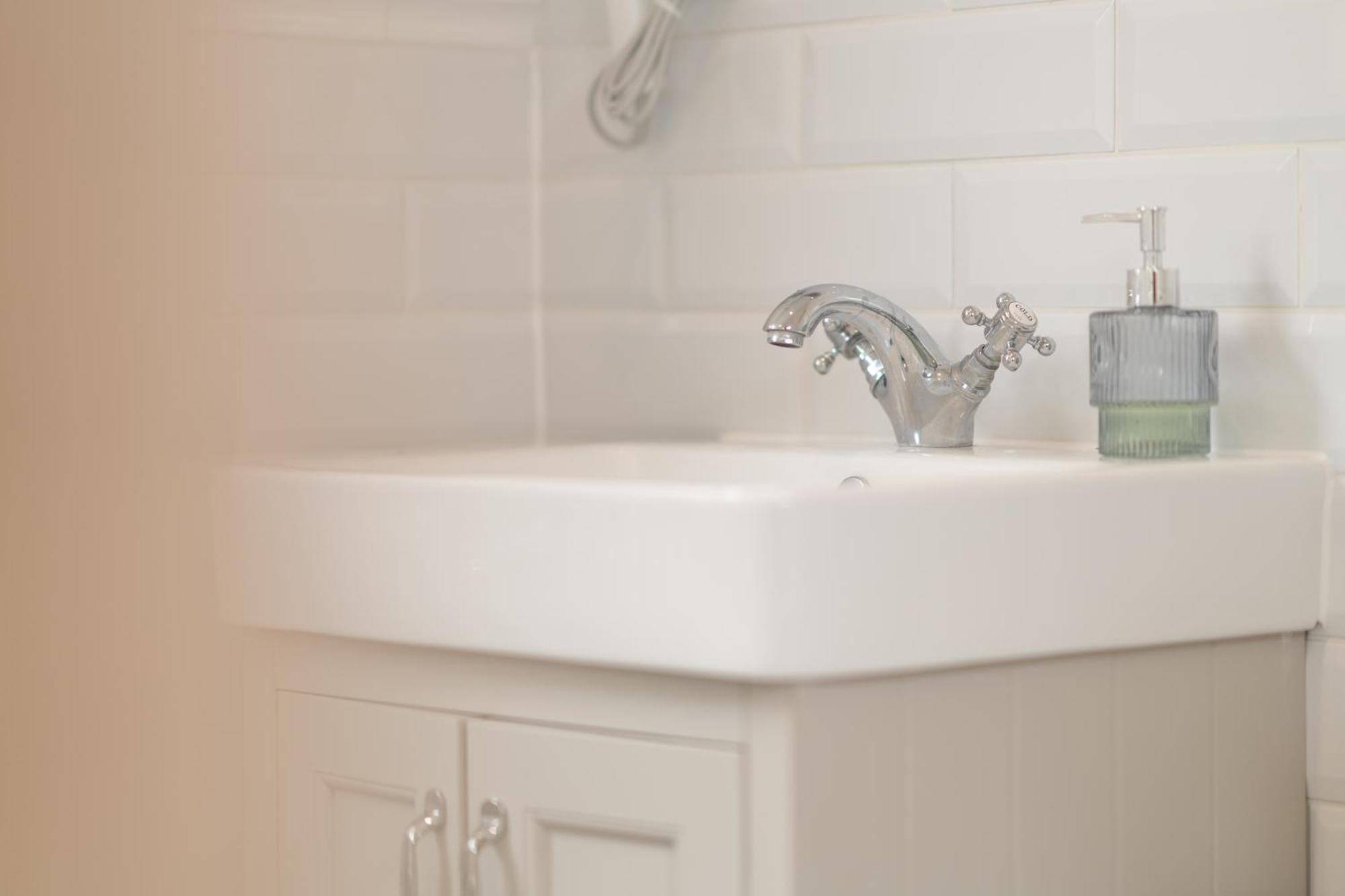 Apartamento Beautiful 2 Bedroom With Private Garden In Wimbledon - Minutes From