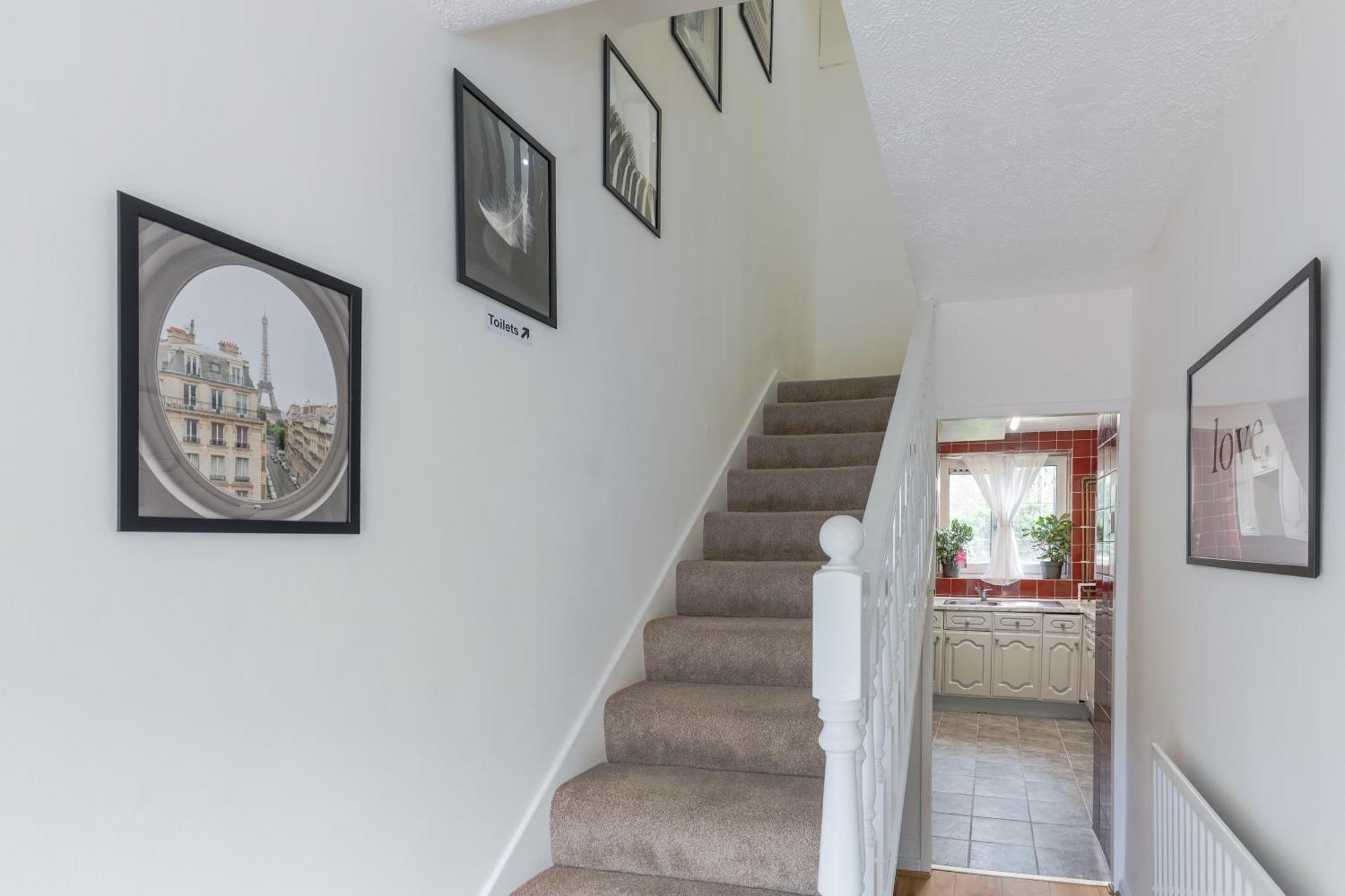 Guest house Opulent Heights