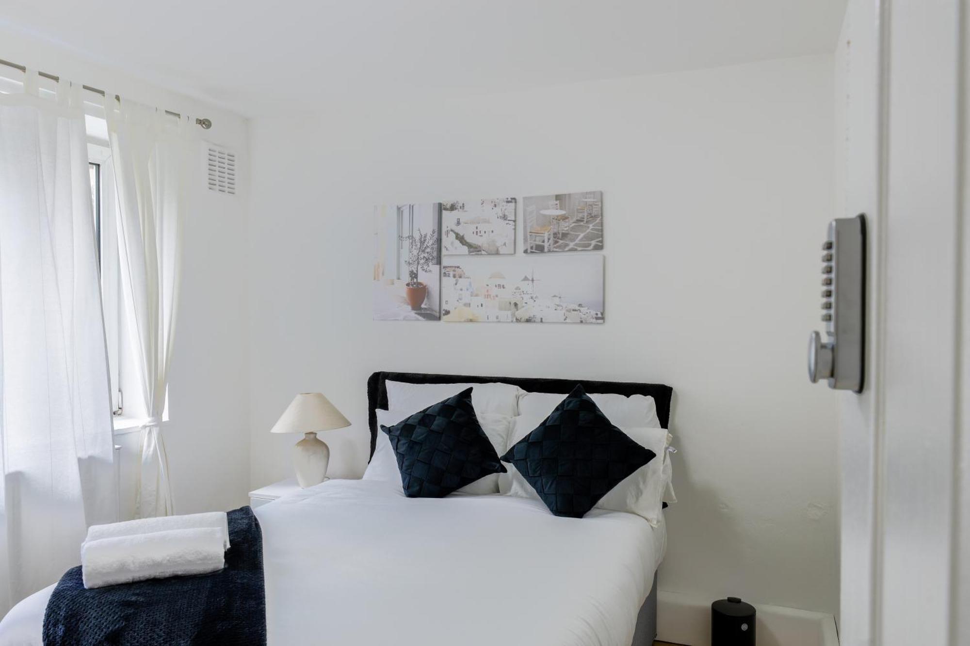 Guest house Opulent Heights