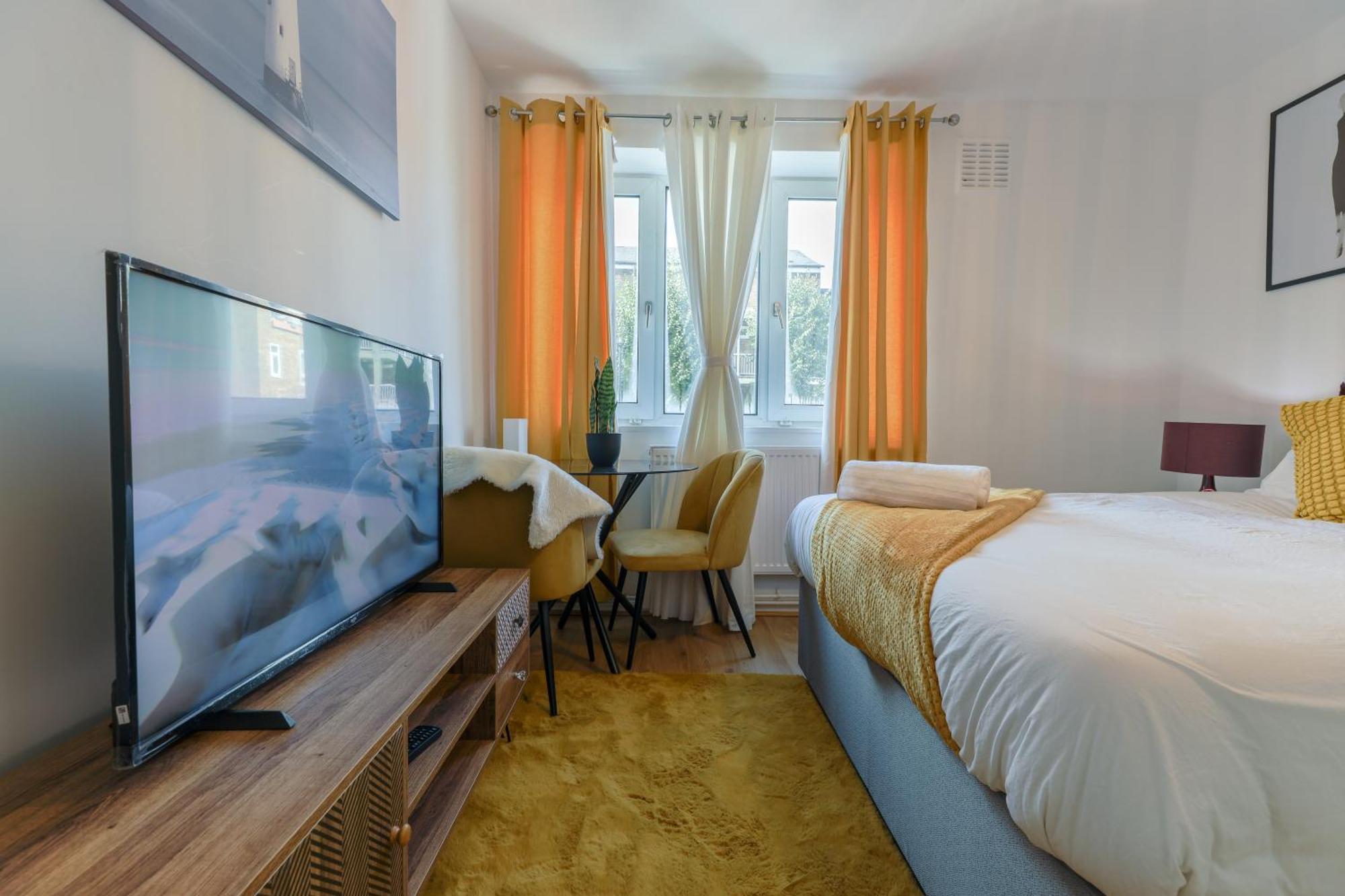 Opulent Heights Guest house London