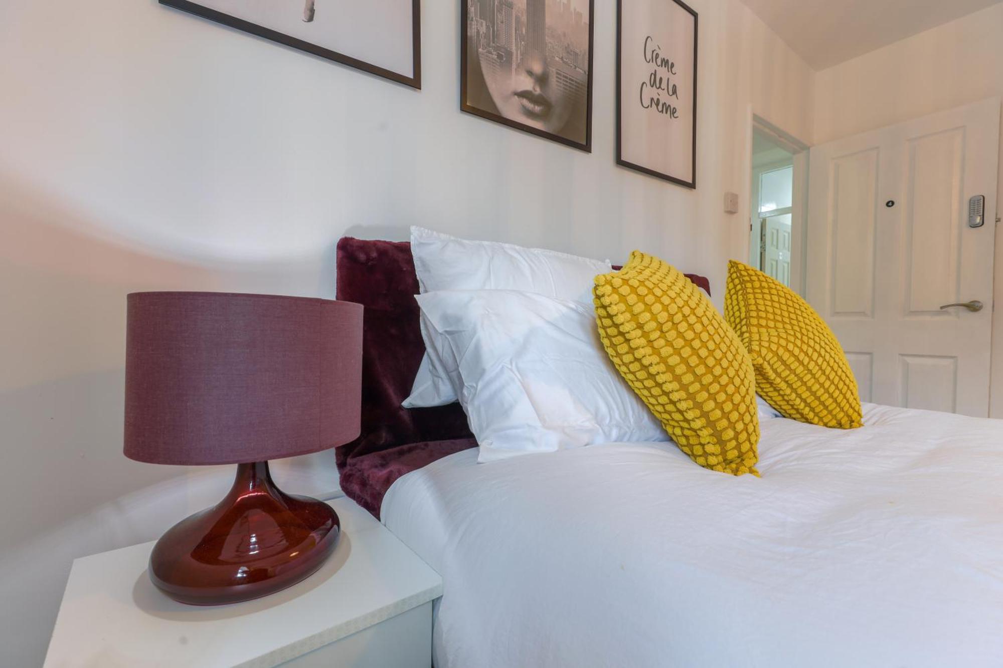Guest house Opulent Heights