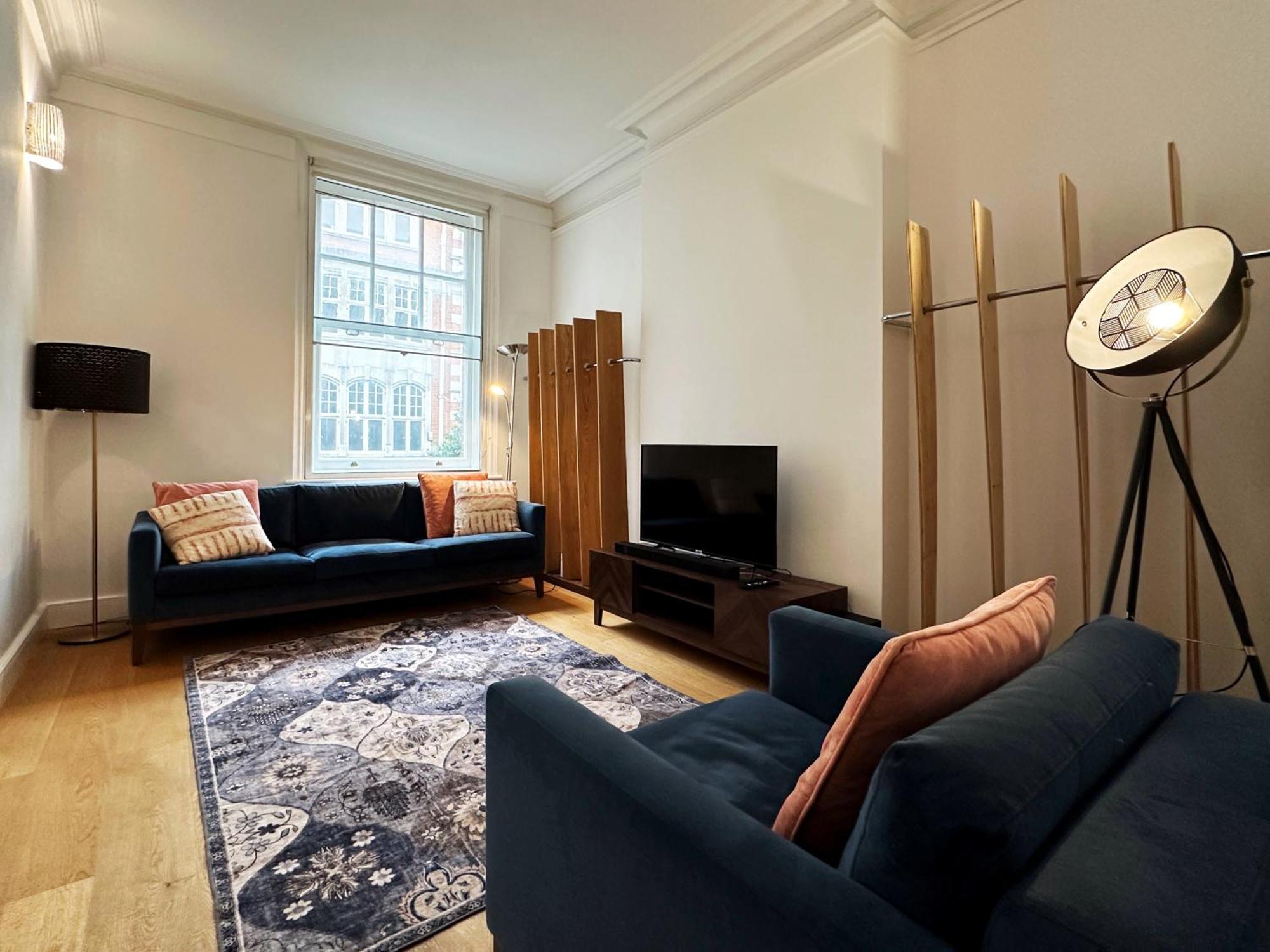 Theo's 2 Bedroom In