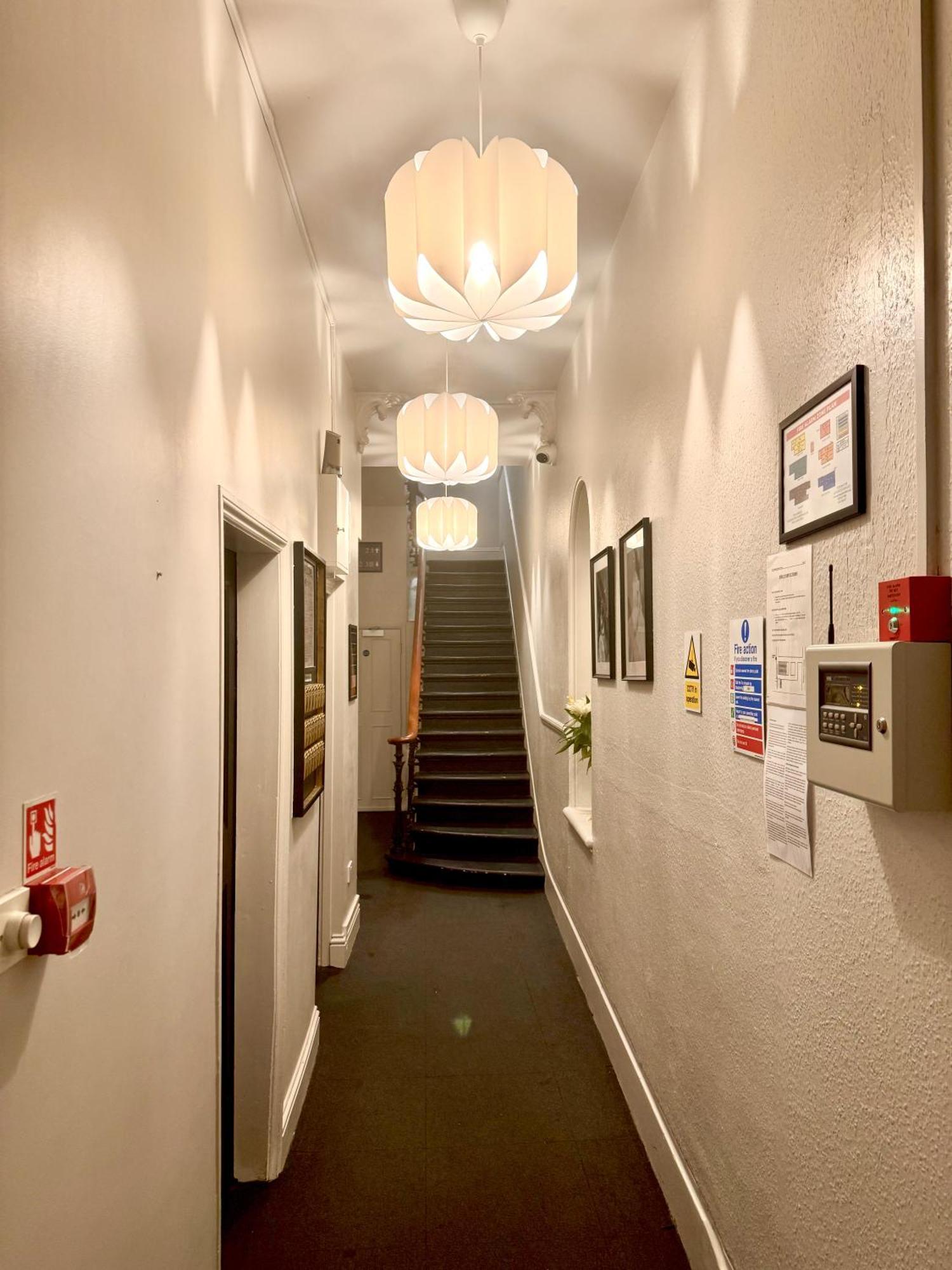Collection - Bayswater 3* London