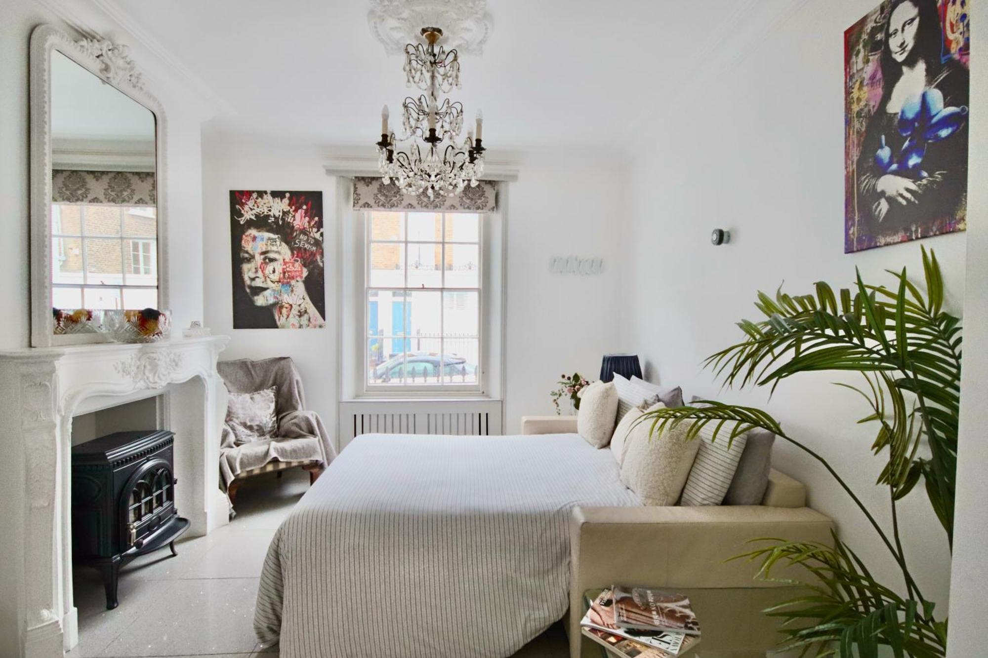 Victoria Belgravia Townhouse Apartment *