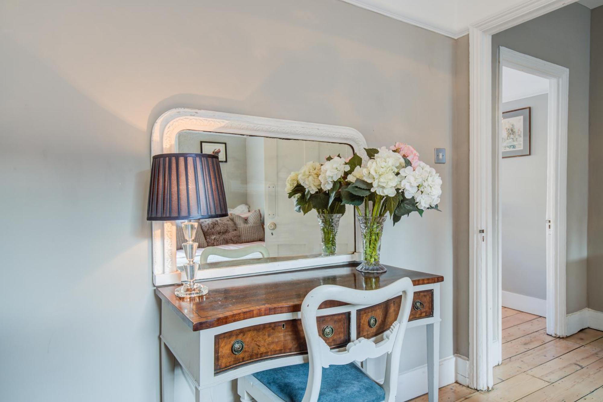 Apartment Victoria Belgravia Townhouse London