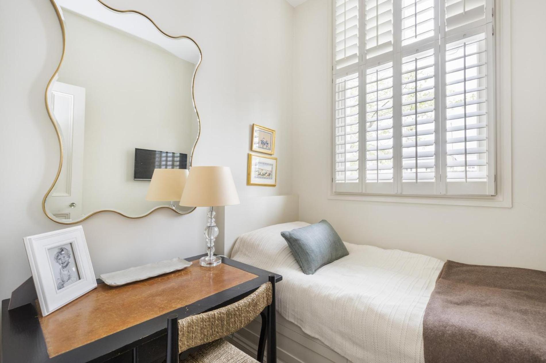 History - 3 Bedrooms In Kensington * Londres