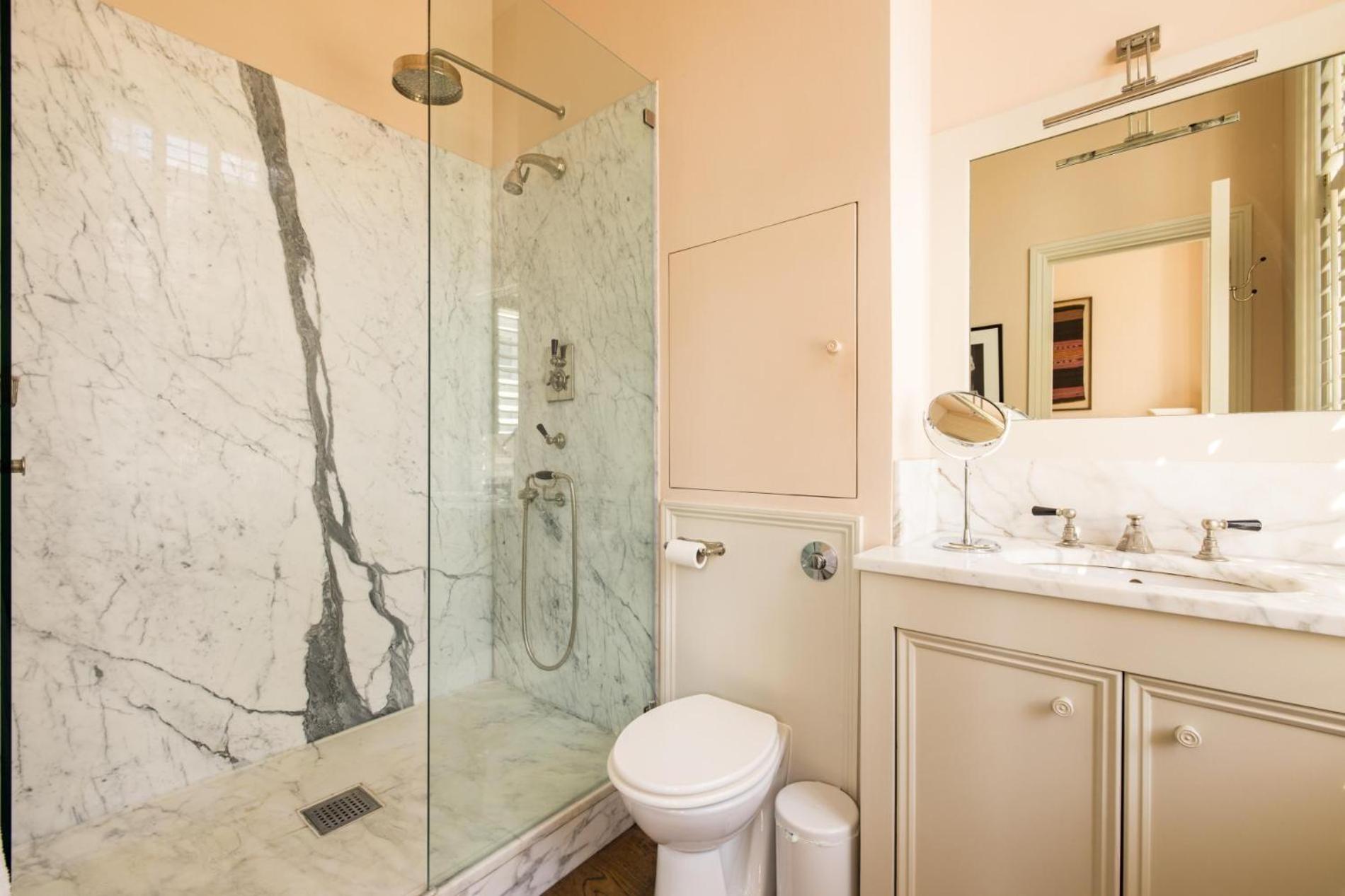 History - 3 Bedrooms In Kensington Apartamento